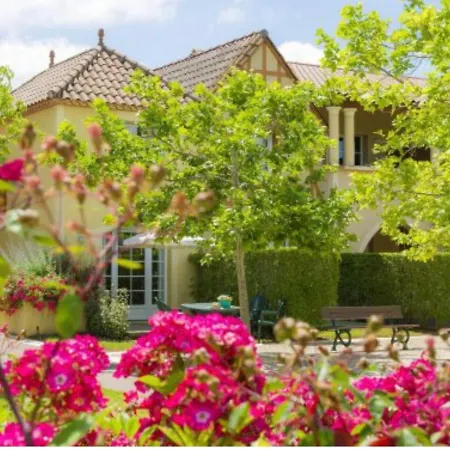 Mondesir The Little House And Its Bastide * Monflanquin