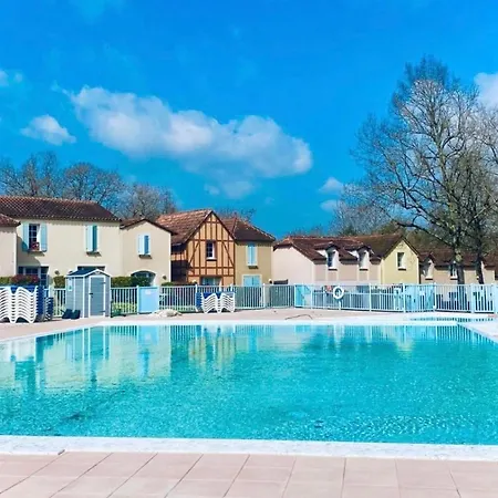 Mondesir The Little House And Its Bastide Holiday home *