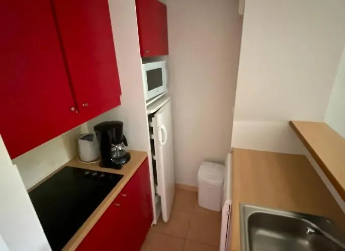 Mondesir The Little House And Its Bastide Ferienhaus